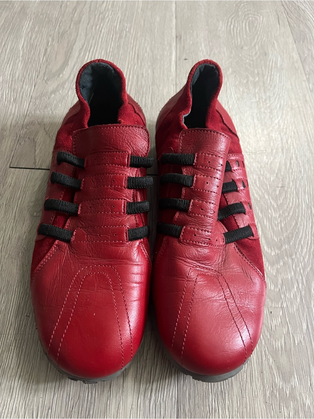 Red leather Hush Puppies sneakers Size 35